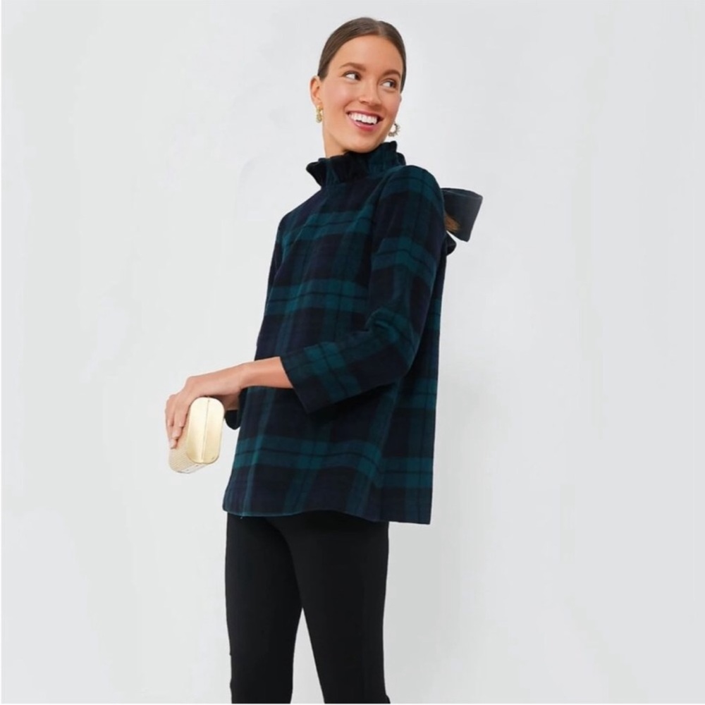 Tuckernuck 3/4 sleeve bow top